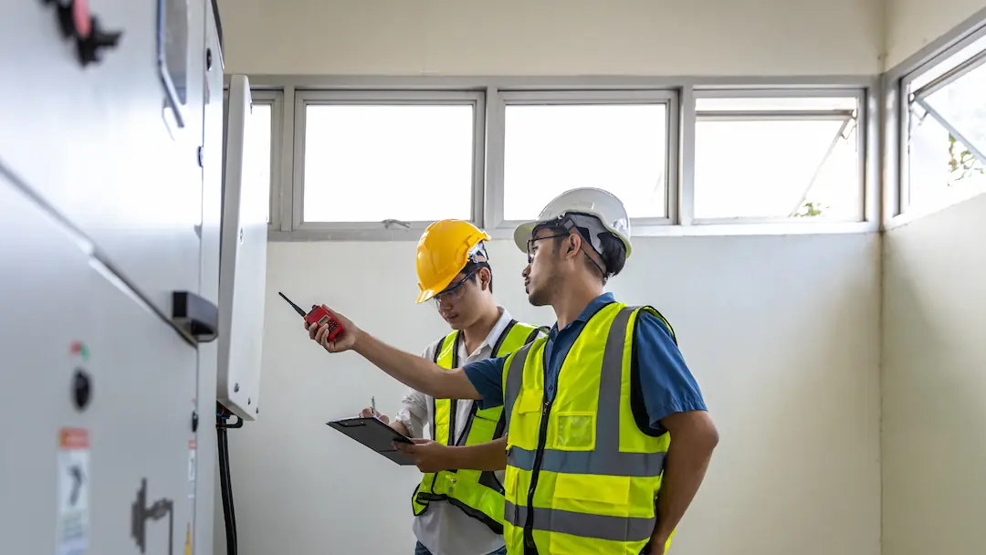 kontroll och åtgärd av elinstallationer