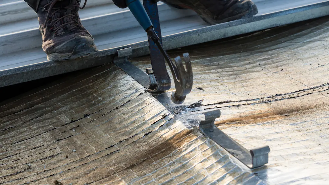 demontering och bortforsling av tak